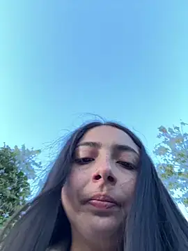 Snapshot of Dulce_1408 chatting on 11.26.25 Dulce 1408 online show from 11.26.25