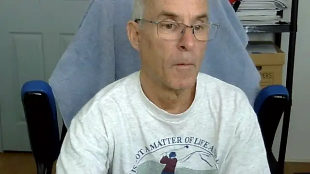 Snapshot of funone1999 chatting on 02.25.26 funone1999 online show from 02.25.26