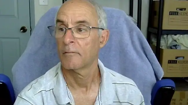 Snapshot of funone1999 chatting on 04.05.26 funone1999 online show from 04.05.26