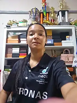 Natural Asian Girl online show from 10.13.25