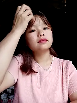 XoiXoi232 online show from 10.14.25