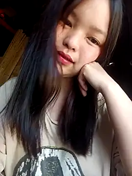 XoiXoi232 online show from 04.08.26