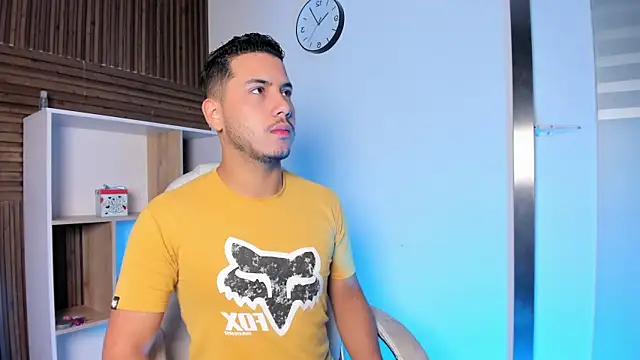 Axel grey  online show from 09.14.25