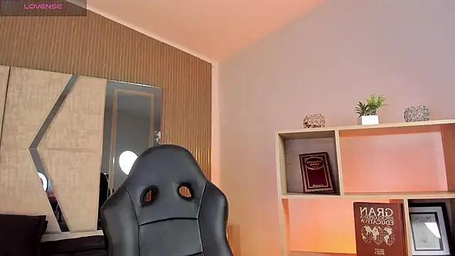 Axel grey  online show from 04.10.26