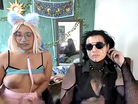 Snapshot of Angel_Duck chatting on 09.09.25 Angel Duck online show from 09.09.25