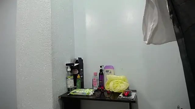 Jheampiiero online show from 09.15.25