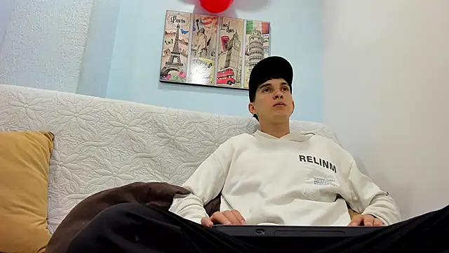 Jheampiiero online show from 02.18.26