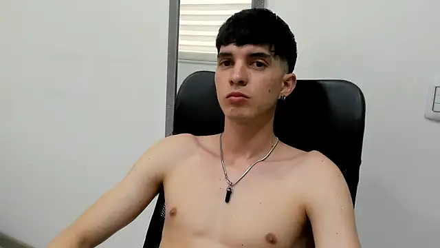 Jheampiiero online show from 04.10.26