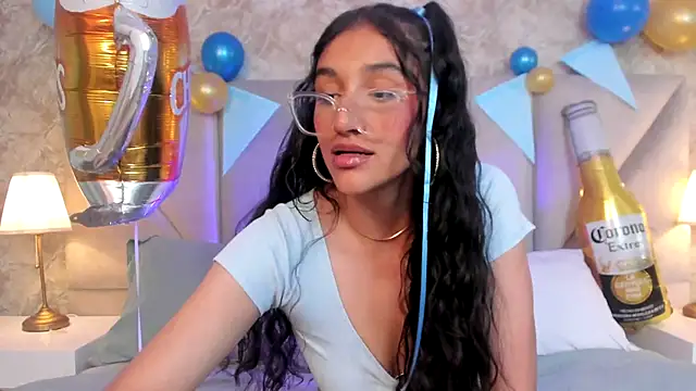 ValentiinaCruz online show from 09.28.25