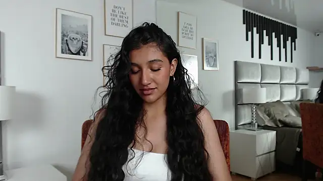 ValentiinaCruz online show from 11.13.25