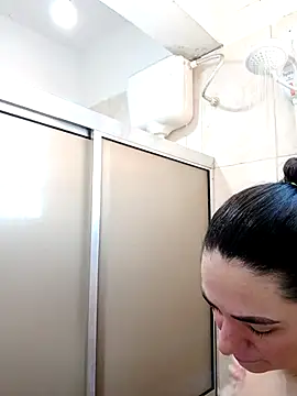 Snapshot of _SexyPetite_ chatting on 09.11.25 SexyPetite online show from 09.11.25