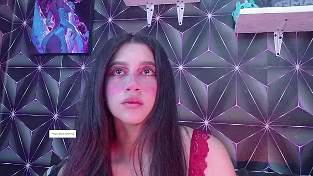 Snapshot of Megan_Luxe chatting on 09.17.25 Megan Luxe online show from 09.17.25