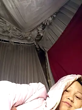 MaiHoa69 online show from 11.17.25