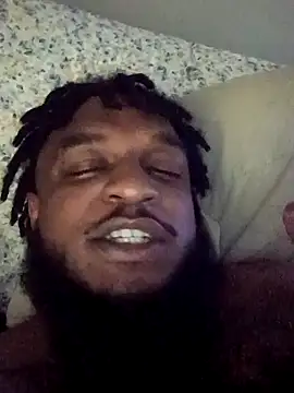 Snapshot of Longthickdick33 chatting on 10.09.25 Longthickdick33 online show from 10.09.25