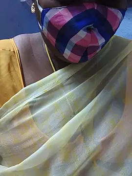 Snapshot of TAMIL_ELAKKIYA chatting on 06.10.26 TAMIL ELAKKIYA online show from 06.10.26