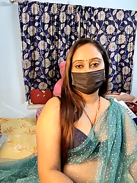 Snapshot of Cute-lusi chatting on 11.11.25 Cute-lusi online show from 11.11.25