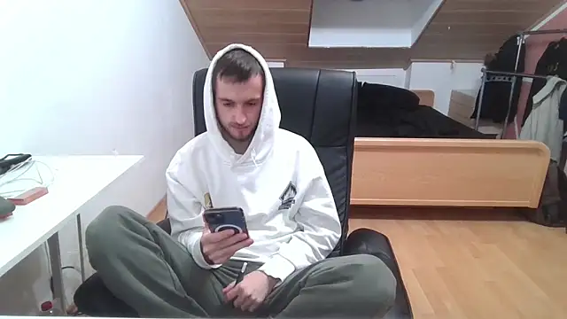 Bez3ybik online show from 10.16.25