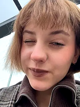 Only April online show from 10.10.25