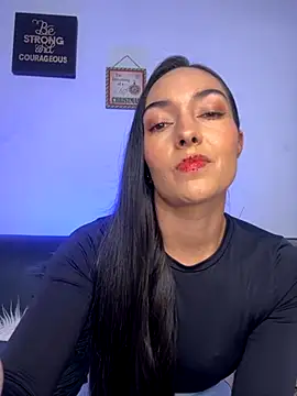 Snapshot of fetish_foot_ chatting on 11.19.25 fetish foot online show from 11.19.25