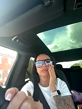 BELLABLACKXUK online show from 09.13.25