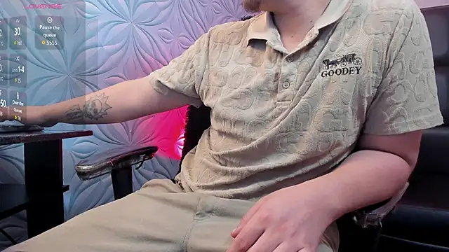 Snapshot of juanmechanic_ chatting on 06.12.26 juanmechanic online show from 06.12.26