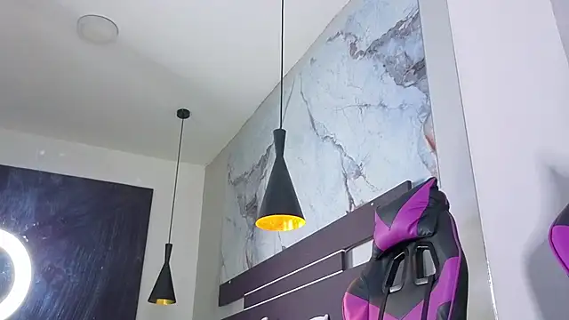 eviegothel  online show from 03.17.26