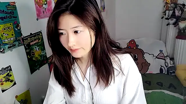 Moonlight-23 online show from 09.19.25