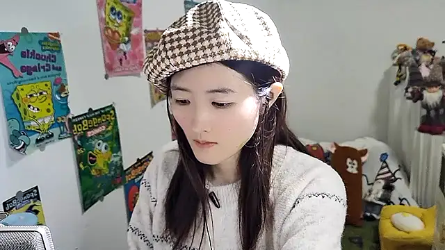 Moonlight-23 online show from 10.31.25