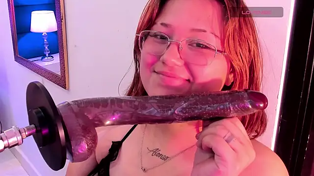 isa grey  online show from 09.17.25