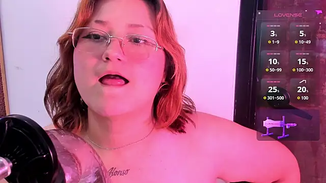 isa grey  online show from 09.25.25