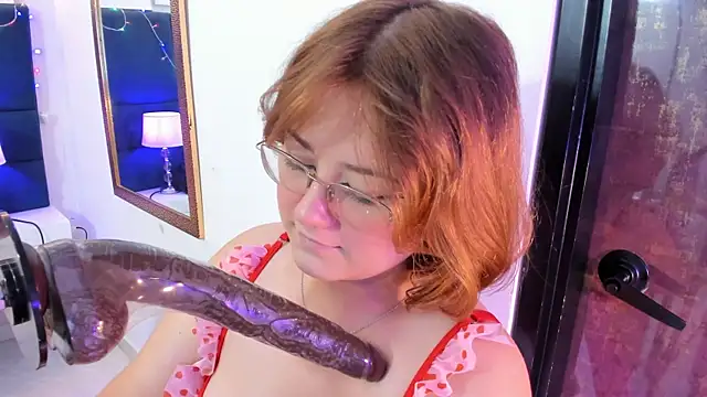 isa grey  online show from 01.07.26