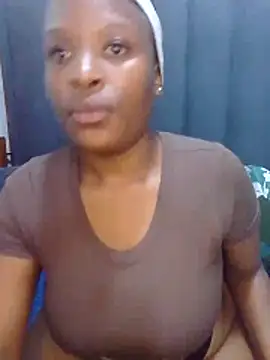 MrsMxx25 online show from 10.10.25