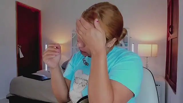 MikaelaStone online show from 01.18.26