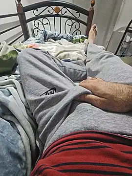 Snapshot of fena-sikerimmm chatting on 05.22.26 fena-sikerimmm online show from 05.22.26