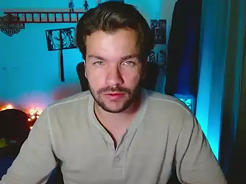 Snapshot of cortelioni_massimo_ chatting on 10.03.25 cortelioni massimo online show from 10.03.25