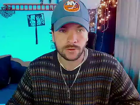 Snapshot of cortelioni_massimo_ chatting on 11.12.25 cortelioni massimo online show from 11.12.25