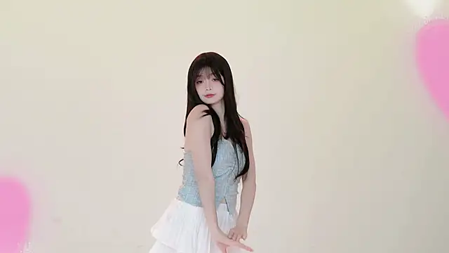 Snapshot of Hot-dance520 chatting on 10.25.25 Hot-dance520 online show from 10.25.25