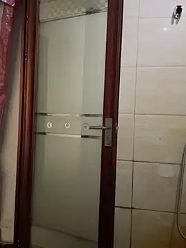 crhong666 online show from 12.17.25