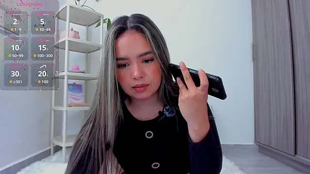 Alana Banana  online show from 09.20.25