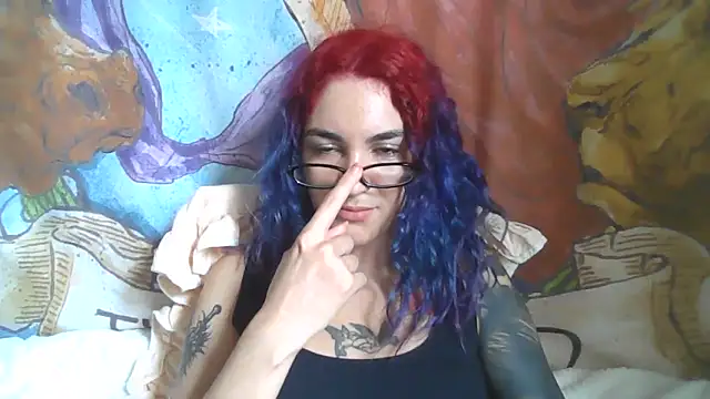 peetitefairy online show from 12.21.25