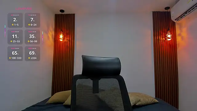 Snapshot of delaylacruz chatting on 09.12.25 delaylacruz online show from 09.12.25