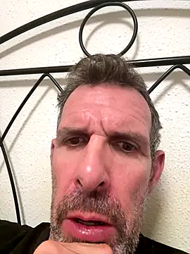 gigolobcn online show from 12.13.25