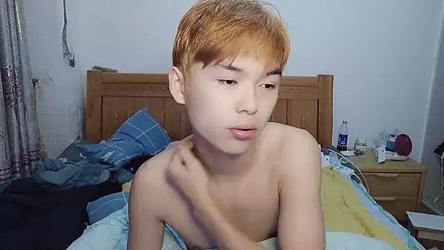 Snapshot of w5206t chatting on 12.03.25 w5206t online show from 12.03.25