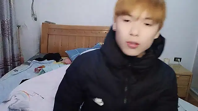 Snapshot of w5206t chatting on 12.14.25 w5206t online show from 12.14.25