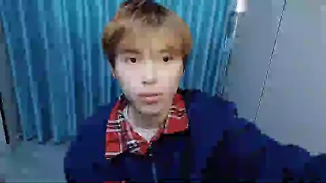 Snapshot of w5206t chatting on 04.03.26 w5206t online show from 04.03.26