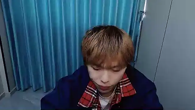 Snapshot of w5206t chatting on 04.04.26 w5206t online show from 04.04.26