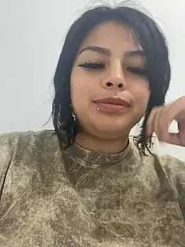 Lili milk20 online show from 04.17.26