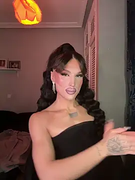 Snapshot of lacattiva chatting on 09.11.25 lacattiva online show from 09.11.25