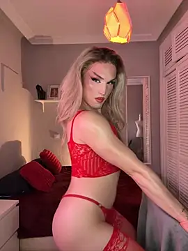 Snapshot of lacattiva chatting on 11.22.25 lacattiva online show from 11.22.25