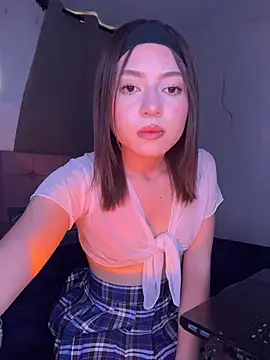 PrettyAmber online show from 03.25.26